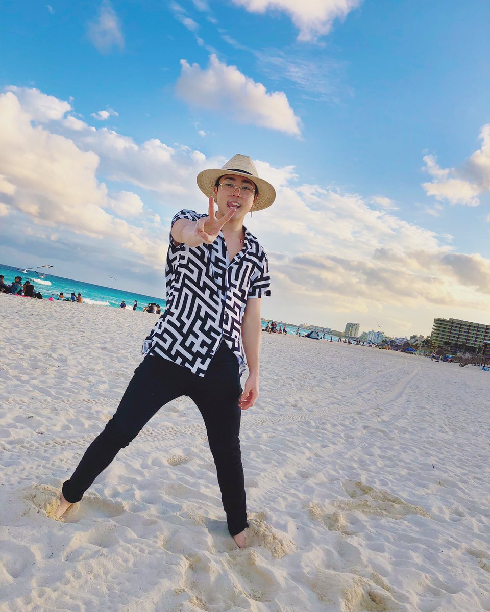 kenroVlogs's tweet photo. ¡YA ME VOY WEY! Nos vemos pronto México 🇲🇽 https://t.co/LSBqfCiIzw