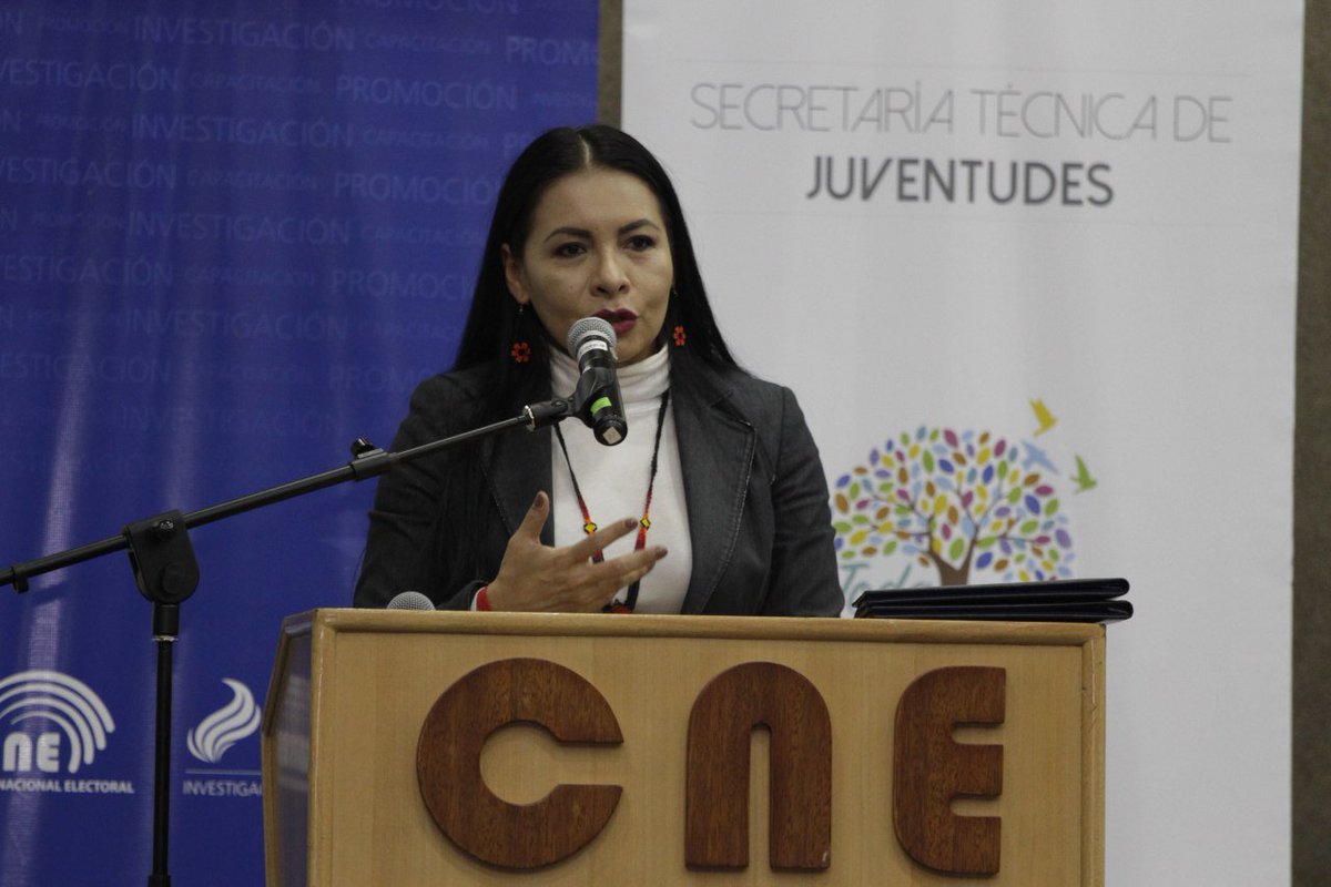 #JuventudYDemocracia |  Los jóvenes tienen mentes frescas y voluntad para construir un país solidario, incluyente y profundamente democrático. Les deseamos éxito en esta lucha, pues ustedes tienen la energía, destaca presidenta <a href="/DianaAtamaint/">Diana Atamaint</a>.