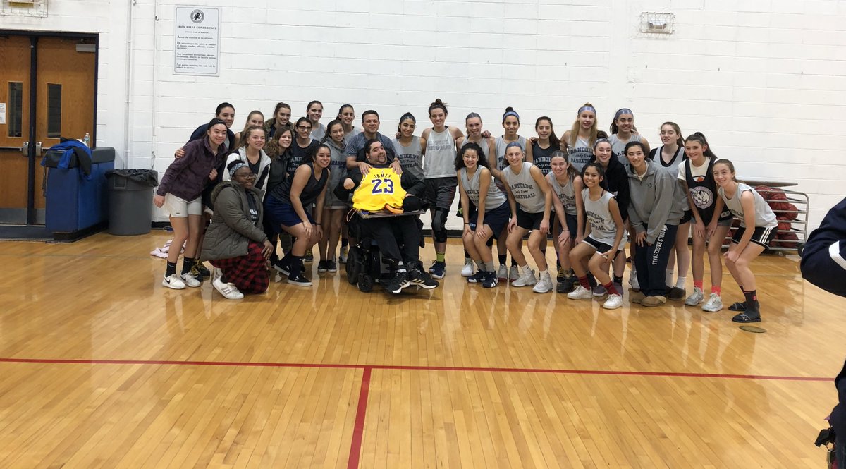 RHS_AD1's tweet image. Coach Torres has a guest speaker come to speak to the team prior to the start of the season. It was an honor to have Chris with us. #RamsNation #GoRamsGirlsBasketball #GoRams