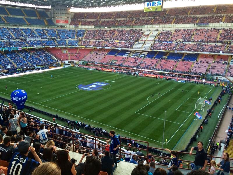 Andre170120's tweet photo. Una Storia Infinita che dura una vita...⚫️🔵 #amala #javierzanetti @javierzanetti #inter https://t.co/yuTm1tBBbm