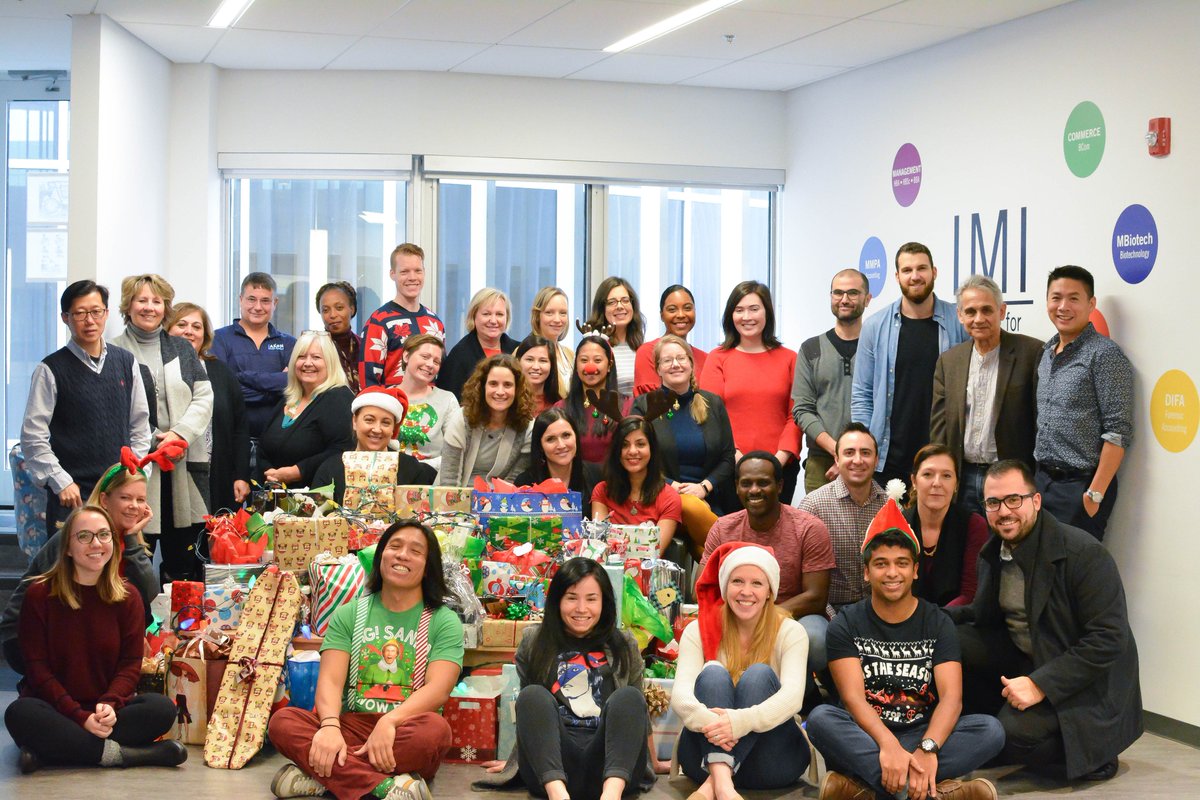 IMIUofT's tweet photo. Thank you to all our staff + faculty for donating to our annual toy + gift drive for @BBBSofPeel!
Because of your generosity, we'll be putting smiles on the faces of over 75 kids this #Christmas 😊🎄🎅🤶🎁 #uoft #UTMgives #utmpride @UTM @UofT @ManagementUTM @workingatuoft https://t.co/P30ym63Cy2