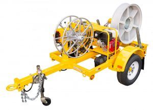 GMPTools's tweet photo. Our SideWinder Fiber Puller has a single capstan, allowing the winch to be placed at the midpoint of a section to assist in the pull, enabling longer pulls overall. https://t.co/1UfGSryofp #cabletools #ftth https://t.co/eYwQNBCem2