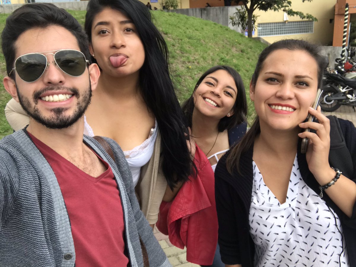gerc_romo's tweet photo. Creando ruptura con @Natali_Angulo_M  en la @lacentralec  #el_grupo_4_ganador #amarre #te_perdonamos @Julieta18115637 https://t.co/HclfTAmayC
