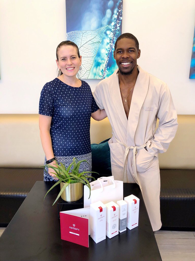 LuisMunana's tweet photo. IT’S OFFICIAL @optiphi 💃🏿 🍾 🎉, SIGNED -SEALED- DELIVERED!. I’ve used #optiphi once and I can already see a BIG difference . #WatchThisSpace #ThisIsGonnaBeFun #BrandAmbassador #SoulsticeDaySpaWindhoek https://t.co/hgX9hItObv