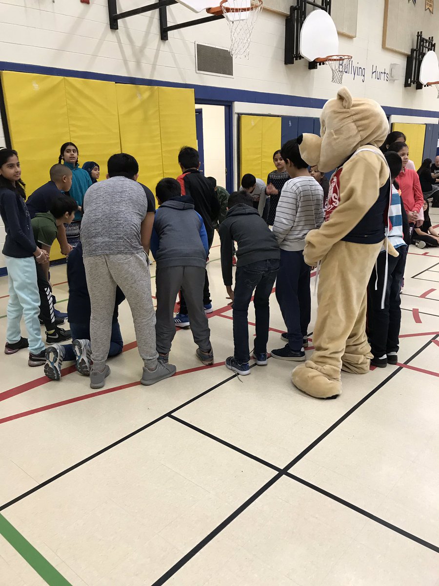 PALS assembly showing our teachers and students how to say active! <a href="/1GreatLakes2013/">Great Lakes P.S.</a> @FSlimati <a href="/wendy_vokey/">Wendy Vokey</a> <a href="/logue_michael/">Michael Logue</a> <a href="/SohiBalbir/">Balbir Sohi</a> <a href="/live5210/">Live 5-2-1-0</a> #justmoveit