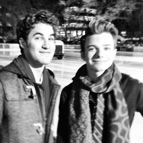 Joyeux anniversaire à l’homme le plus fantastique de l’univers.Mon magnifique, sexy et talentueux mari <a href="/KurtHummel_HD/">Kurt Anderson-Hummel</a> .Je remercie tous les jours le ciel de t’avoir mis dans ma vie.Tu fais de moi l’homme le plus heureux de la terre avec nos enfants❤️😘 je t’aime plus que tout 🎊