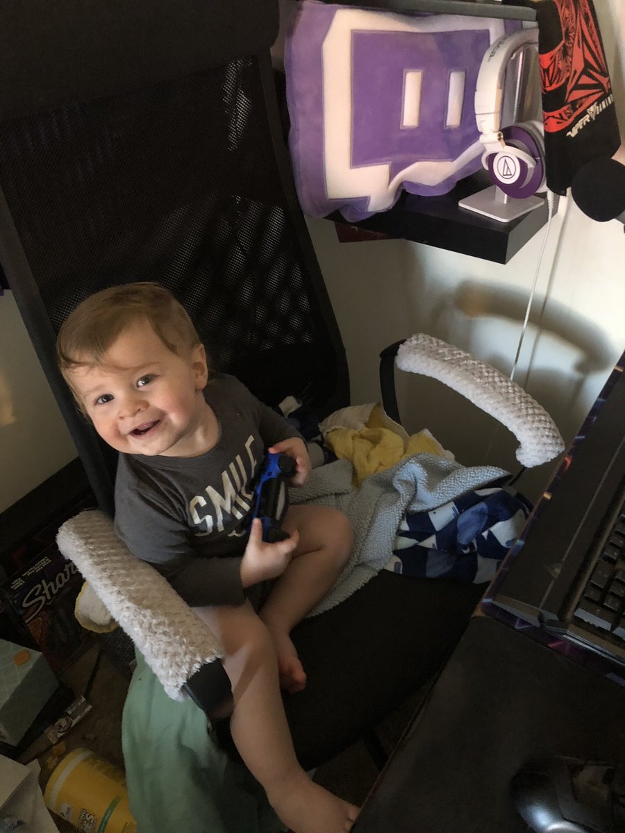 Smirkin 😏 tweet media