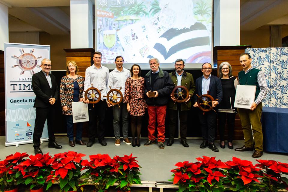RegatistasRV's tweet photo. #vela @nauticabal ENTREGA LOS PREMIOS TIMÓN 2018. @nauticabal @RCNPalma @oficial_rfev @FBalearVela @joancardonam @UgoFonolla @portadriano1 
https://t.co/pMcsrasaPh https://t.co/gQIaW200QF