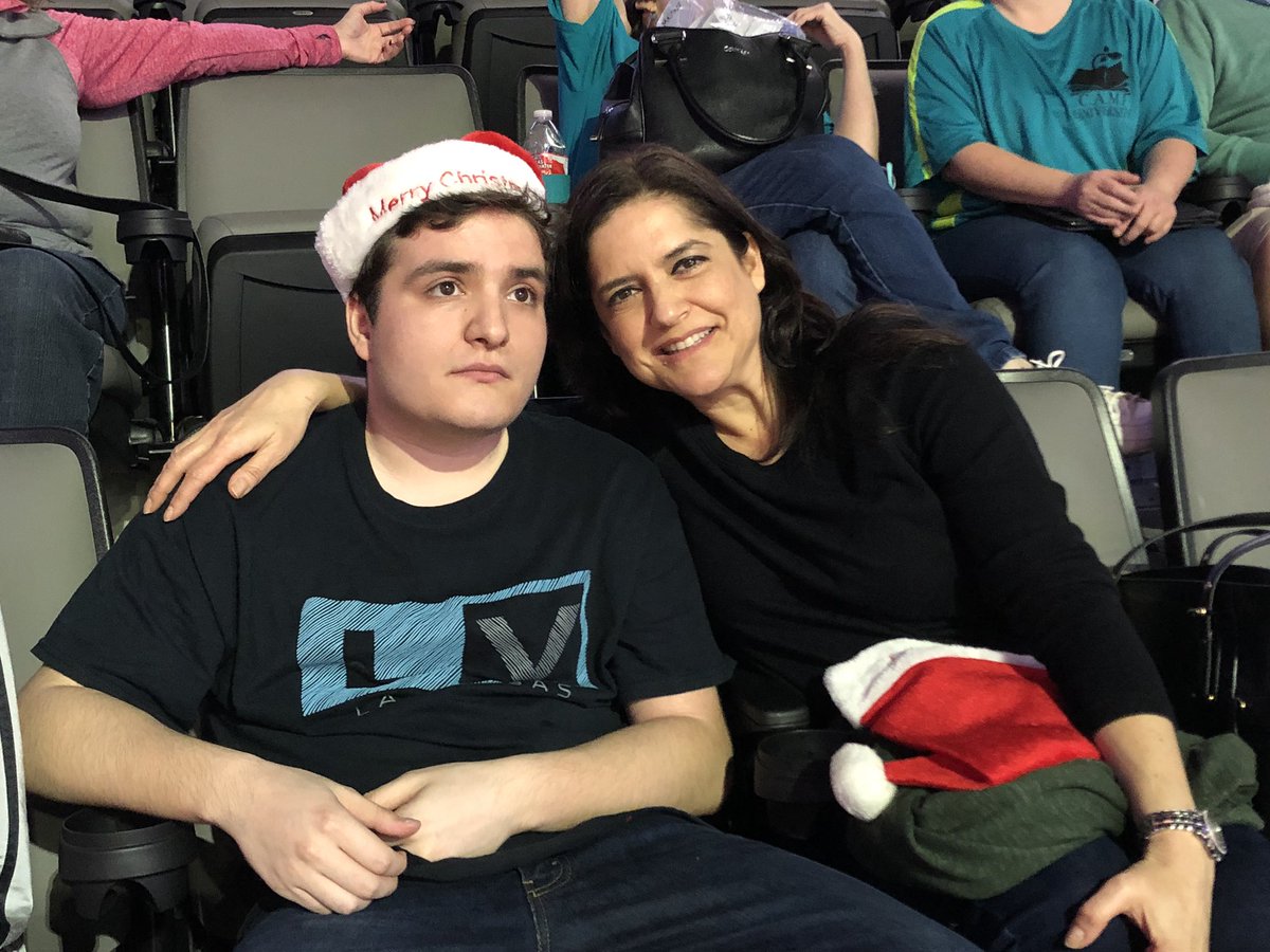 CAMPUniversity's tweet photo. @RGVVipers Enjoying the game! #wearecampuniversity https://t.co/UsS4N6NEI7