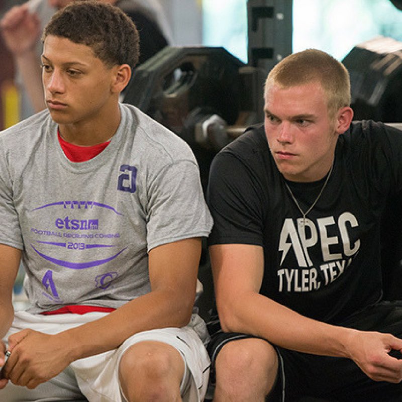 bobbystroupe's tweet photo. This picture was taken almost 6 years ago at APEC. Then, @PatrickMahomes5 and @dylancantrell14 were Whitehouse teammates. Then at Texas Tech for the next several years. Tonight is the first time they play against each other in the NFL. Thursday night football @Chargers vs @Chiefs https://t.co/pKXjTYXhLt