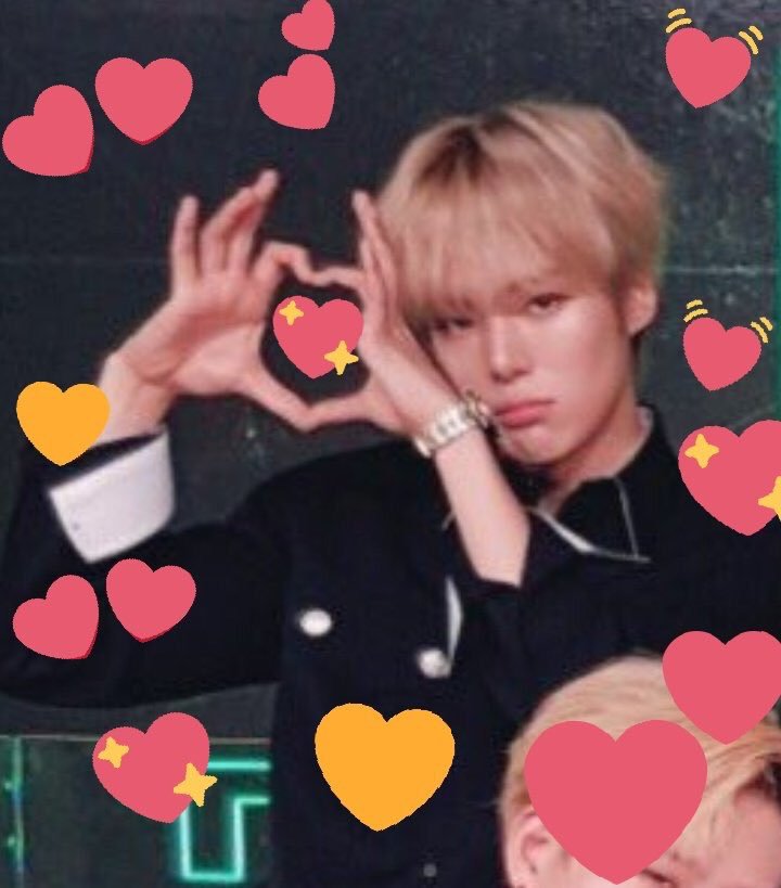 LittlleDay's tweet photo. @Luna_uwu_ Sjaiakdjsk 💖💖💖 https://t.co/eJS9hjJcJw