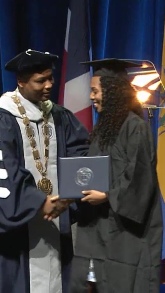 kindredcoder's tweet image. Aliboo!!!  #bcproudgrad