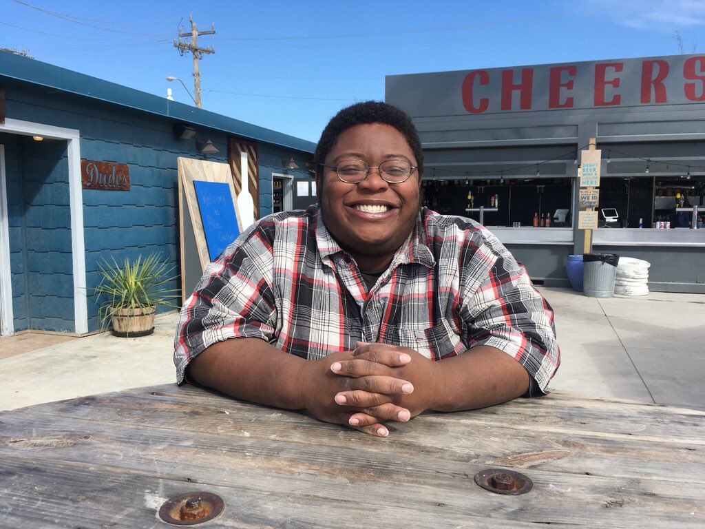 Bleu Garten tweet media