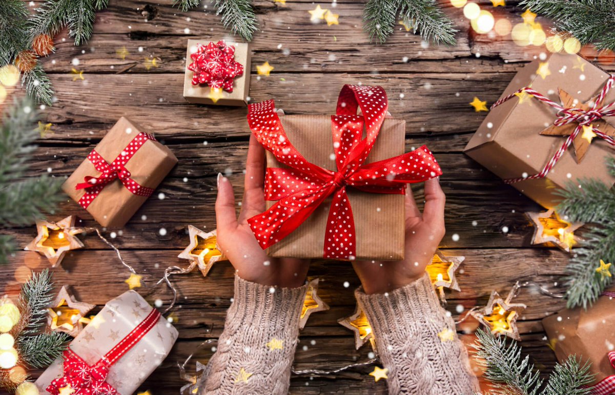 PeteEasyMove's tweet photo. RT @malverntic: Read our latest blog story on #Christmas #Shopping around #TheMalverns.  https://t.co/TiBpeMrSL2 https://t.co/NKrDvFu0xk