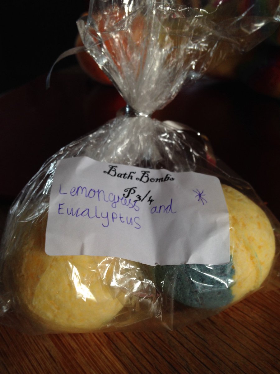 VickyBogacz's tweet photo. @st_madoes Fantastic enterprise event from P3/4 today. Well done! Looking forward to enjoying my purchase https://t.co/8IPAneBS59