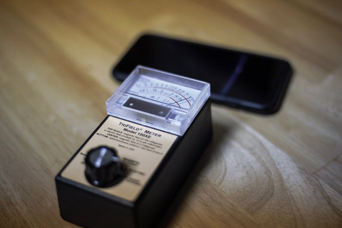 eegernow's tweet photo. #Meanwhile at #EEGStore: We're using a #trifieldmeter to measure #electromagnetic & #radiofrequency #interference. #Smartdevices like phones are common culprits of outside interference that can be picked up by #EEG amplifiers! #Neurofeedback #Protips #neuro #EEG #EEGER #tips https://t.co/nwkIc8uzsY