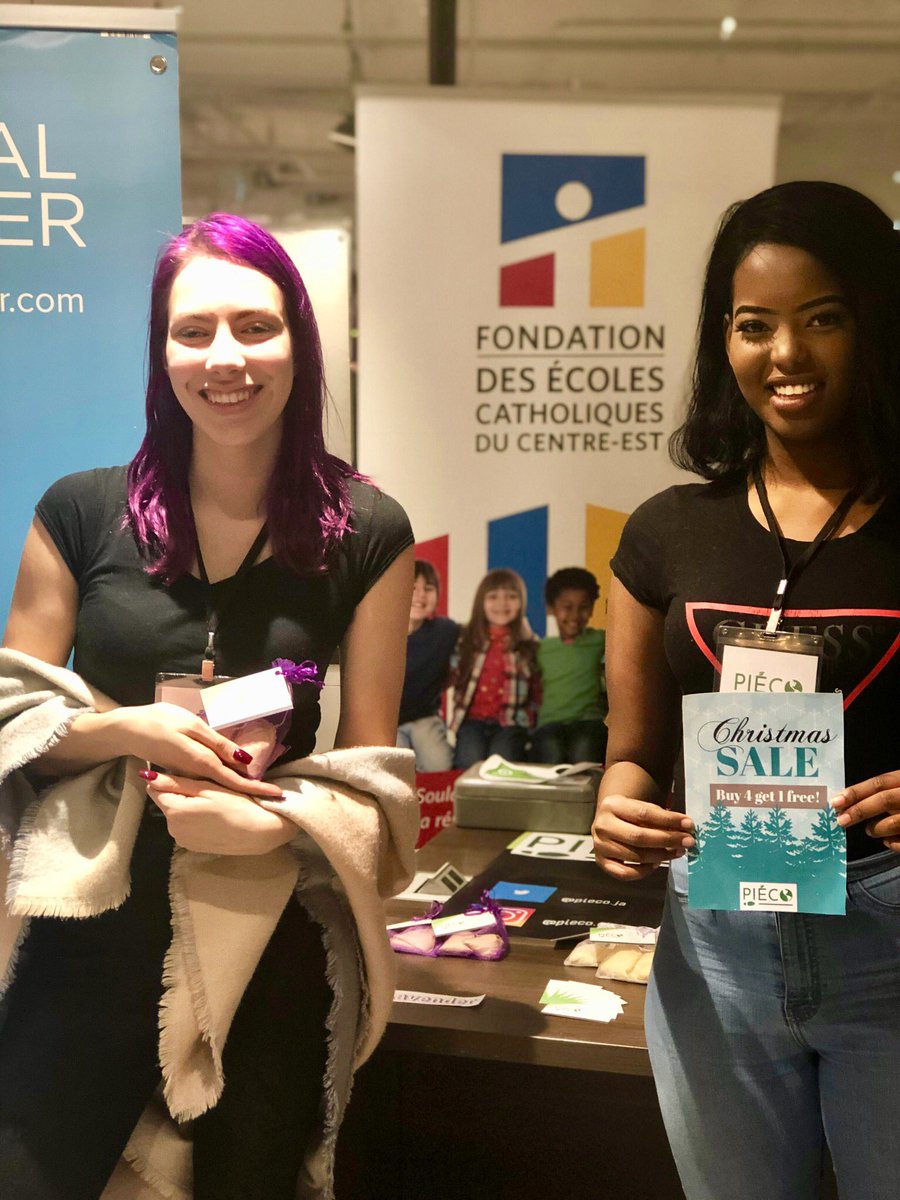 ja_pieco's tweet photo. Hier, Piéco était présent à l’événement “gifts that do good” de @HubOttawa. Nous avons vendu une trentaine d’unités tout en faisant la promotion de la #FECCE. Merci pour l’invitation à cet événement! #JAOttawa #JuniorAchievement #CECCE #FocusAffaires #ecologique #entrepreneuriat https://t.co/erQM4m77UX