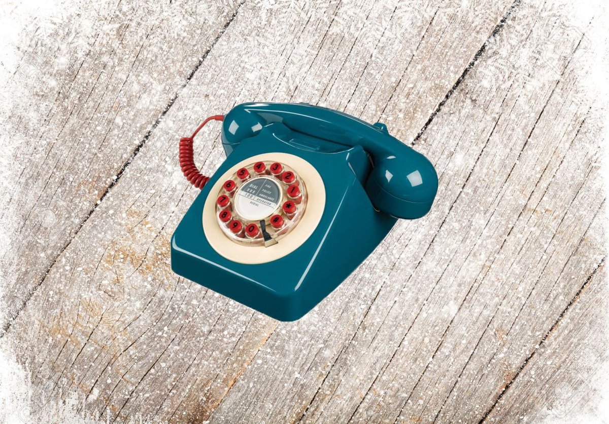 Et le kdo mystère est... 🥁🥁🥁 :
Un téléphone à cadran ☎️ !
Merci beaucoup à ceux qui ont participé 😉 !
Rendez-vous demain pour un autre cadeau mystère 😁