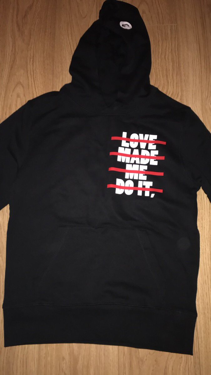 _EmmaLW_xo's tweet image. Absolutely buzzing to come home from work to see that me @CherylOfficial hoodie has arrived!!!! I fucking love it😍😍😍! #LoveMadeMeDoIt #AndIdDoItAgain 🖤🖤🖤