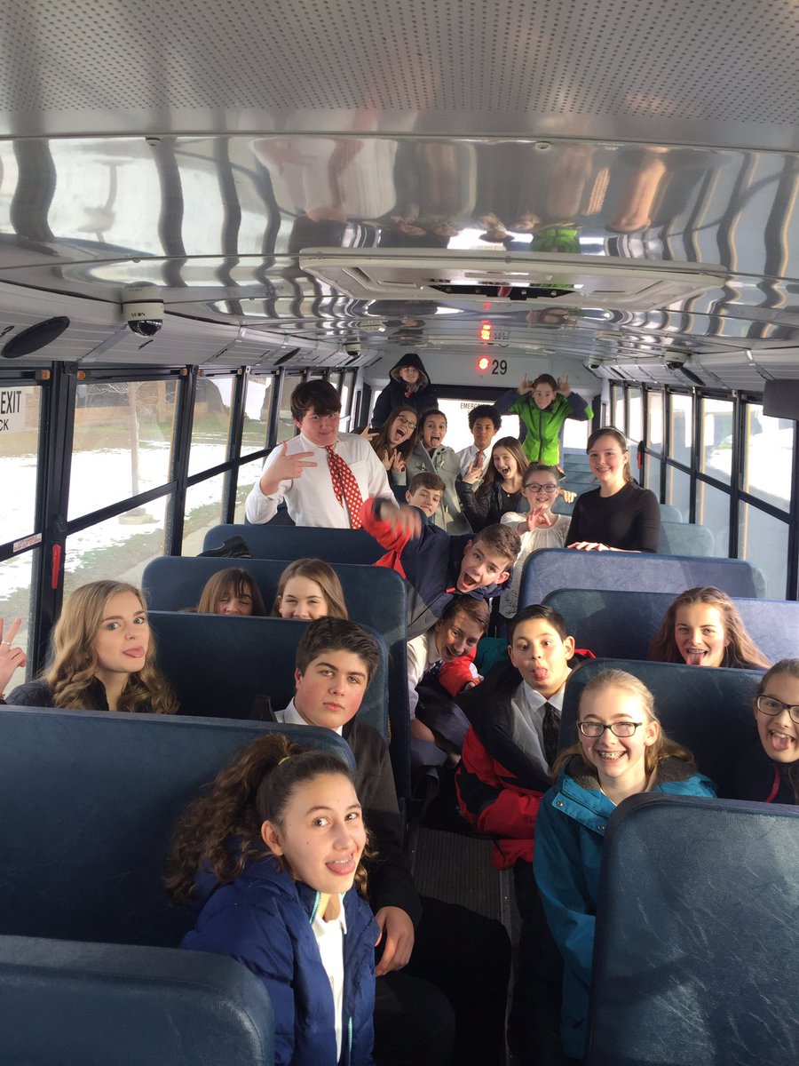 dschuessler3's tweet photo. These talented kids love β€οΈ making music together πΆ They make teaching @CamillusMiddle a JOY!! #cmsselectchorus @OfficialNYSSMA @NYSSMAZone3 #dreamjob https://t.co/bXrEX15Nur
