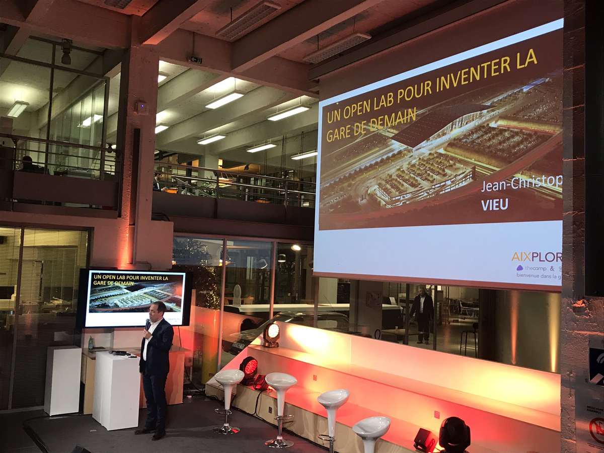 Bruno_Ciulli's tweet image. Jean-Christophe Vieu présente maintenant #AixPloration, projet qui transforme la #gare d’ #aixTgv en laboratoire d’innovation de @ConnectGares et en #miroir des innovations de @thecampProvence dont @ConnectGares est #partenaire fondateur