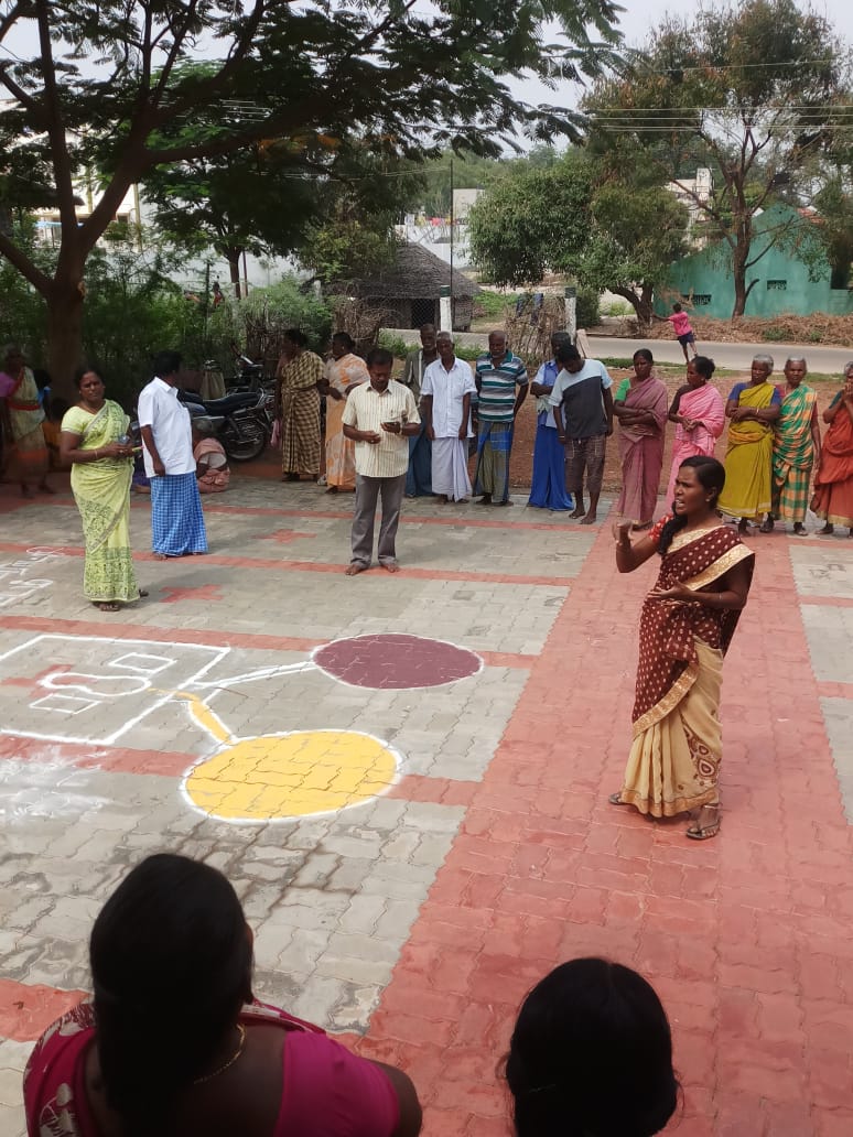 ThooimaiTN's tweet image. #SwachhagrahiMs.K.Selvi  @Madurai district Narasingam Panchayat after #ODF sustainability workshop started action through #Communitybasedmonitoring exercise to understand the status of #toiletusage and reinforced the importance of twin #leachpit #zsbp @swachhbharat @TNSanitation