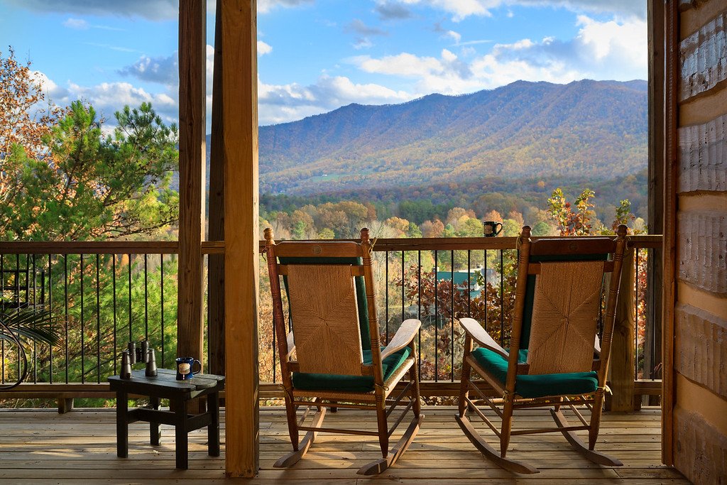innpartners's tweet photo. Read Eben's newest blog about the artistry and importance of Bed and Breakfast Photography, featuring @jumpingrocks https://t.co/kb09ddGhy7 
#photography #innkeeping https://t.co/kH46HCBd0N