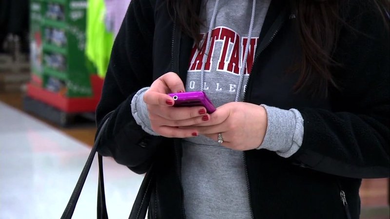 ABC7's tweet photo. JK? California may not be taxed on text messages after all, thanks to a new FCC ruling https://t.co/Prc74KBpCL https://t.co/7U7Sl8FBsM