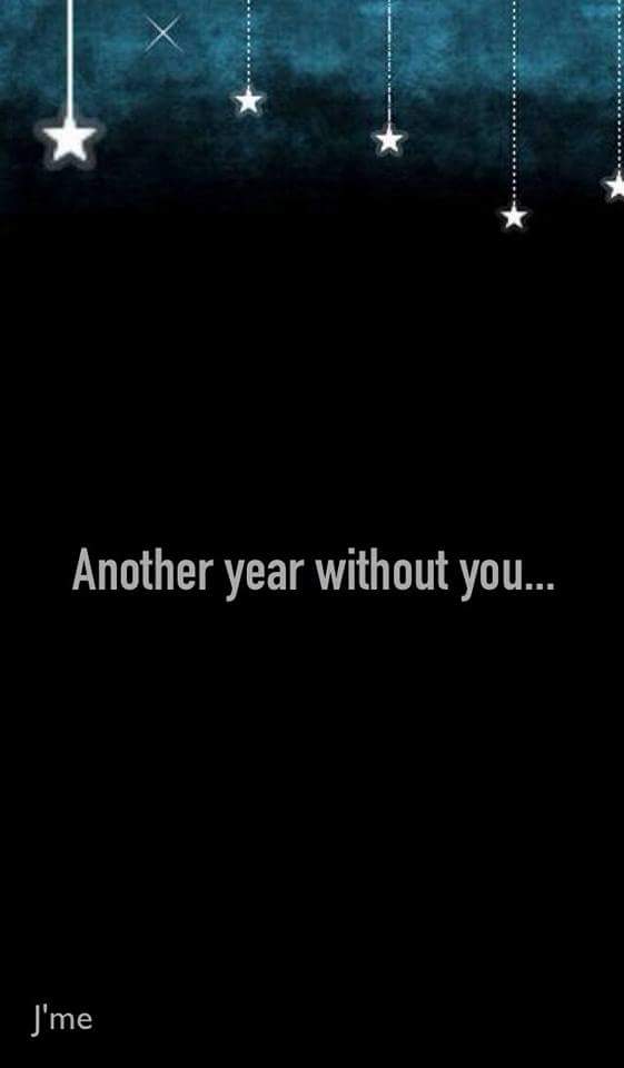 GldDustWmn's tweet photo. Today is so very hard for me. It will never get any easier. 15 years & I still think of you daily my friend~ I wish it wasn't this way. I wish there was something more I could have done. I would gladly take your place if it could be 😔 I miss you so much! 🖤💔🖤 #MissingDaniel https://t.co/p9mBVkM8mV