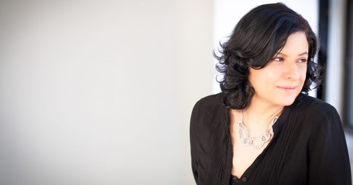 Nous vous l'annoncions en décembre dernier, mais voilà, ça y est! La résidence de @MelAbdelmoumen commence en février à la <a href="/librairiedusqua/">Librairie du Square</a> pour s'étirer jusqu'en mars. Ne la ratez pas!
bit.ly/2QOCEA0