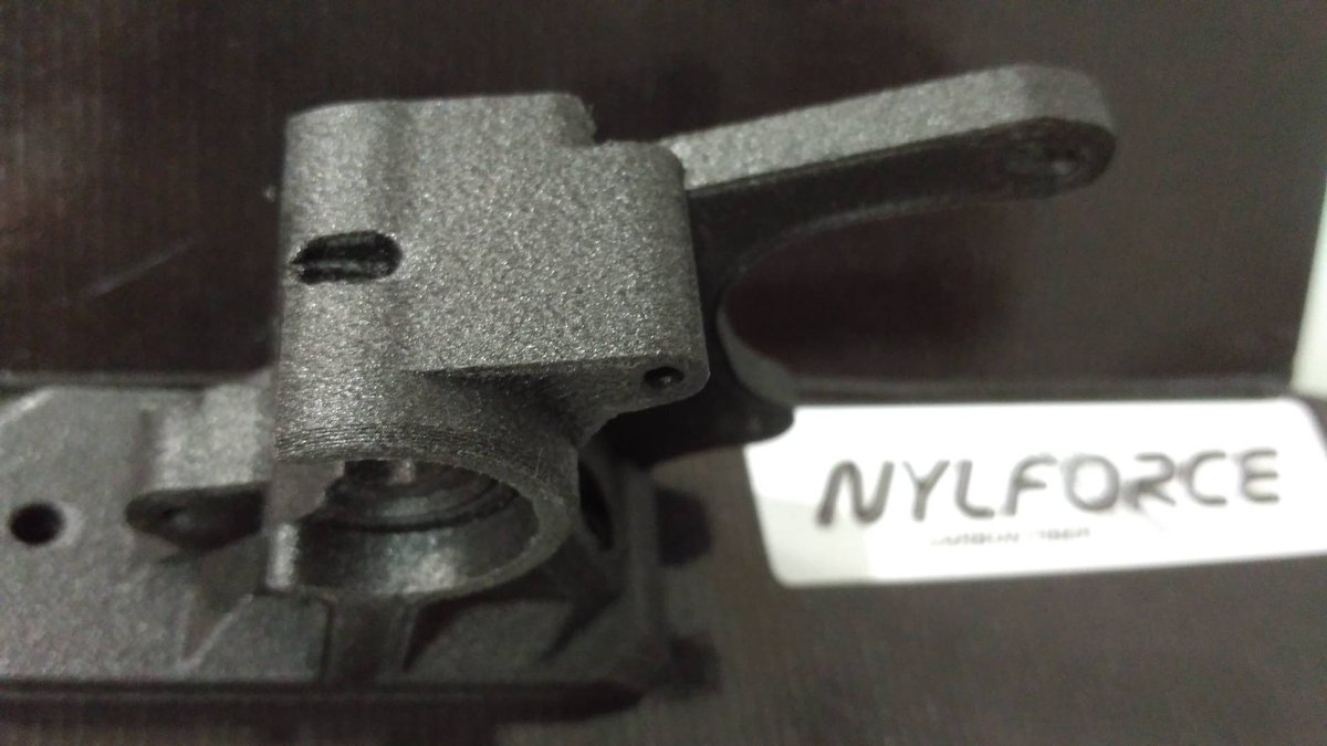 HangarZero3D's tweet photo. @FiberForceItaly  nylforce #3dprinted extruder. https://t.co/KwrgDgaPt0