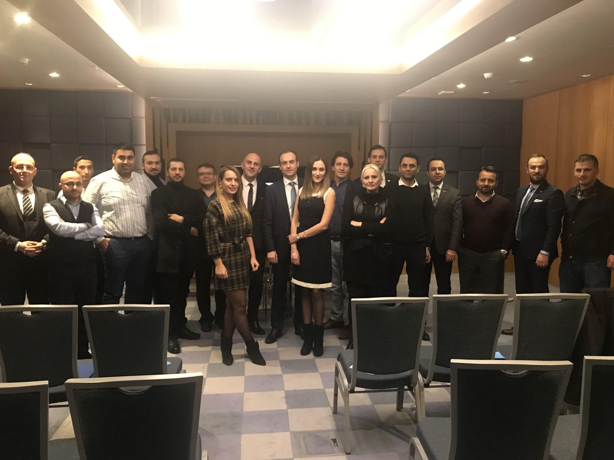 BilisimDernegiO's tweet photo. Bilişimciler | https://t.co/l3054AG2W2 ve BİLİŞİM GRUBU | “Turizm ve Gıda Sektörlerinin Teknolojik Açıdan Değerlendirilmesi ” Aralık 2018 Toplantımız başarı ile tamamlandı.

@BilisimDernegiO @BilisimGrubu 
#Bilisimciler #BilisimGrubu #Gelecek50 #Future50 #Truzim #Otelcilik #Gıda https://t.co/DoIvQMjTcp