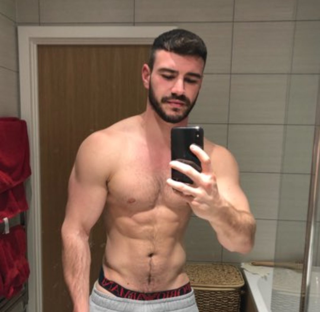 #bursagay #bursapasif #bursatravesti #bursajigolo #bursasex #bursaescort #bursaeskort #bursakentmeydani #bursagörükle #bursa #görükle  merhaba benimle iletişim için ekle retvetle mesaj at