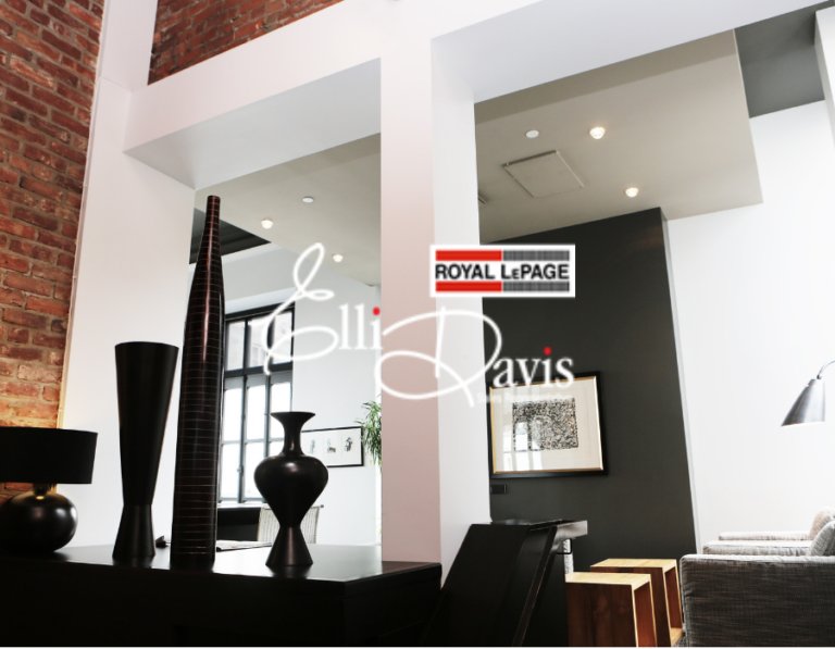 ellidavis's tweet photo. Toronto's Luxury Condos Offer Fine Finishes, Elegant Design And Award-Winning Amenities To Those With The Most Discerning Taste. I Would Love To Help You Find Your Dream Home! https://t.co/3XhX48G3gW #luxurylifestyle #luxuryhomes #TorontoRealEstate #ElliDavisCondos https://t.co/PgXEpHpUd7