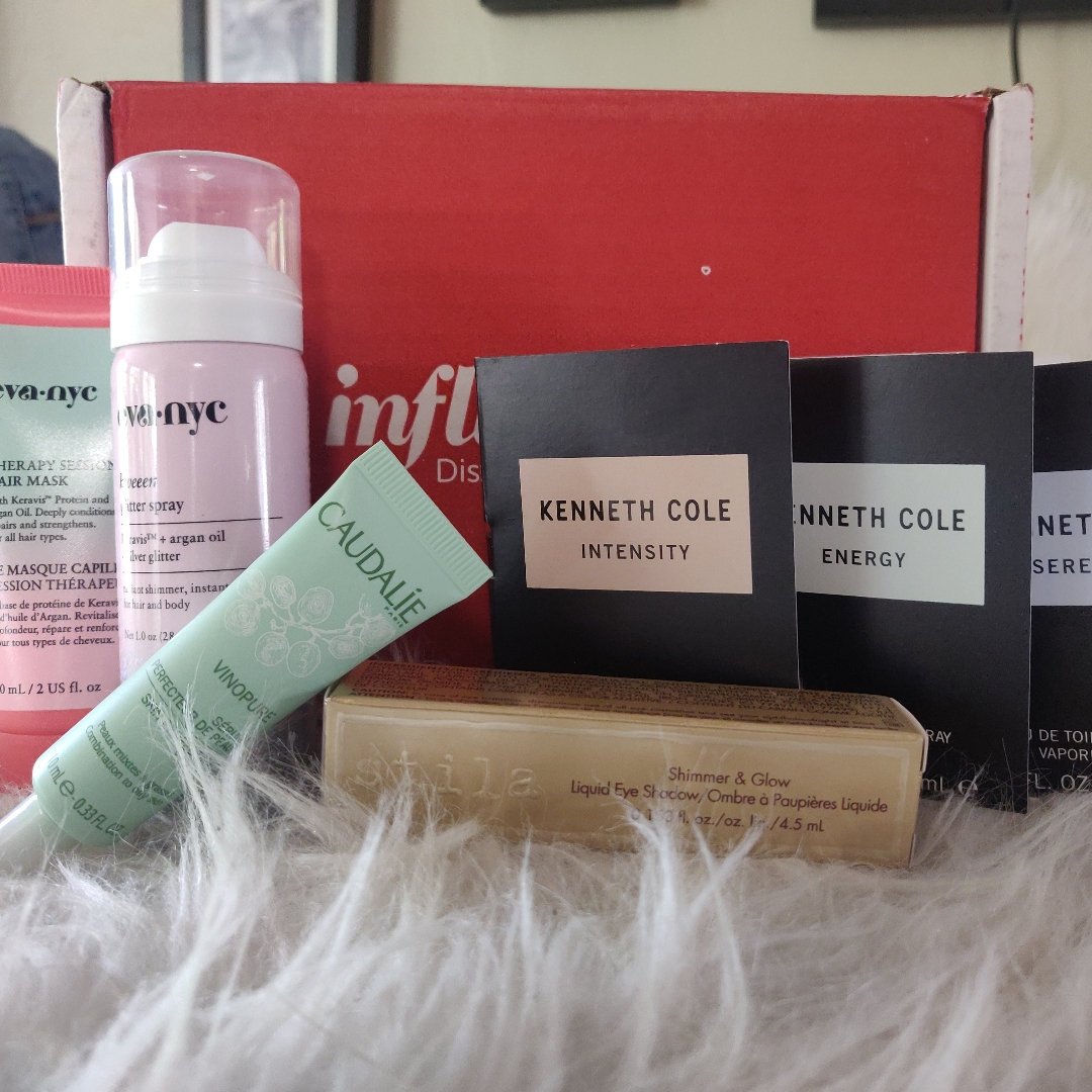 mgapany's tweet photo. stoked to try all these fun things from @influenster. here's to a glittering new year 
#iglitterallycantvoxbox https://t.co/G8ftlRt3Bj