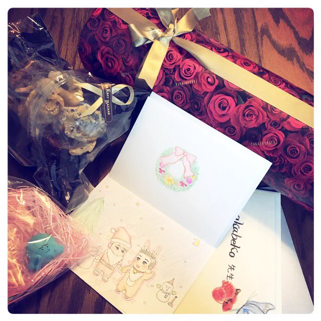 麗人uno!編集部へお送り下さったお手紙とプレゼントありがとうございます!蝶野と花田のかわいいクリスマスカードがとっても嬉しいです?    蝶花最新作へのご感想も早速頂きとても励みになりました!ありがとうございます? 