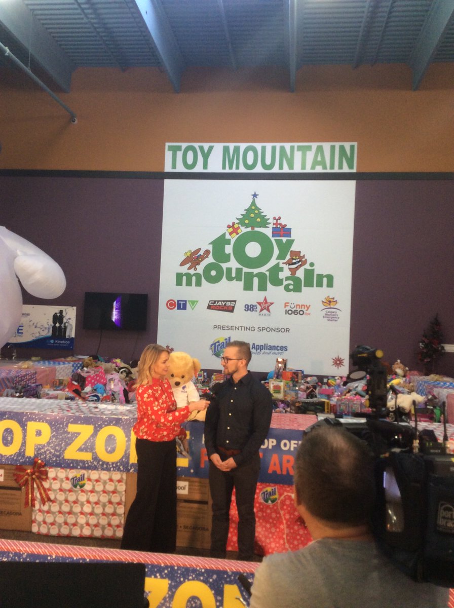 Trail_ABSK's tweet photo. Today @CTVCalgary is at our south store, chatting with Chris from @Whirlpool_CA about #ToyMountain!!
You can still drop off your new unwrapped toys at our #TrailDropZone in support of @End_Abuse https://t.co/KncMM8U70t