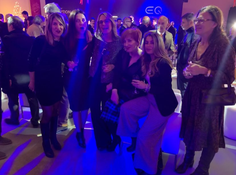 Alla #daimler #night ecco Le #pinkladies dell’#automotive al completo! <a href="/silviapirovano/">silvia pirovano</a> <a href="/cristinaaltieri/">Cristina Altieri</a> @mariaTeresaCi