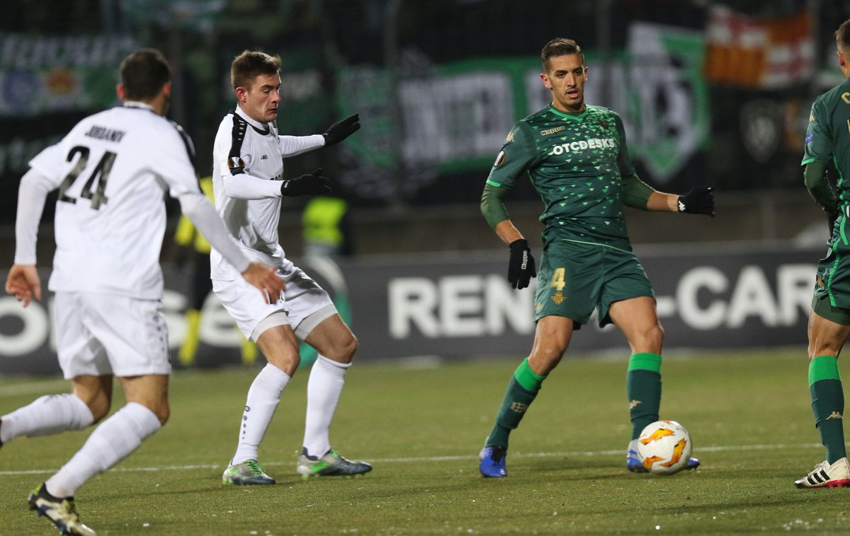 Feddal, ante el Dudelange (Foto: RBB).