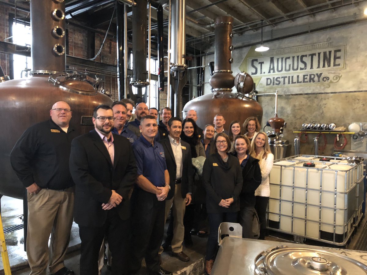 fsuash's tweet photo. @LeadershipSt so much fun @StAugDistillery ! https://t.co/WfOH1u7szt