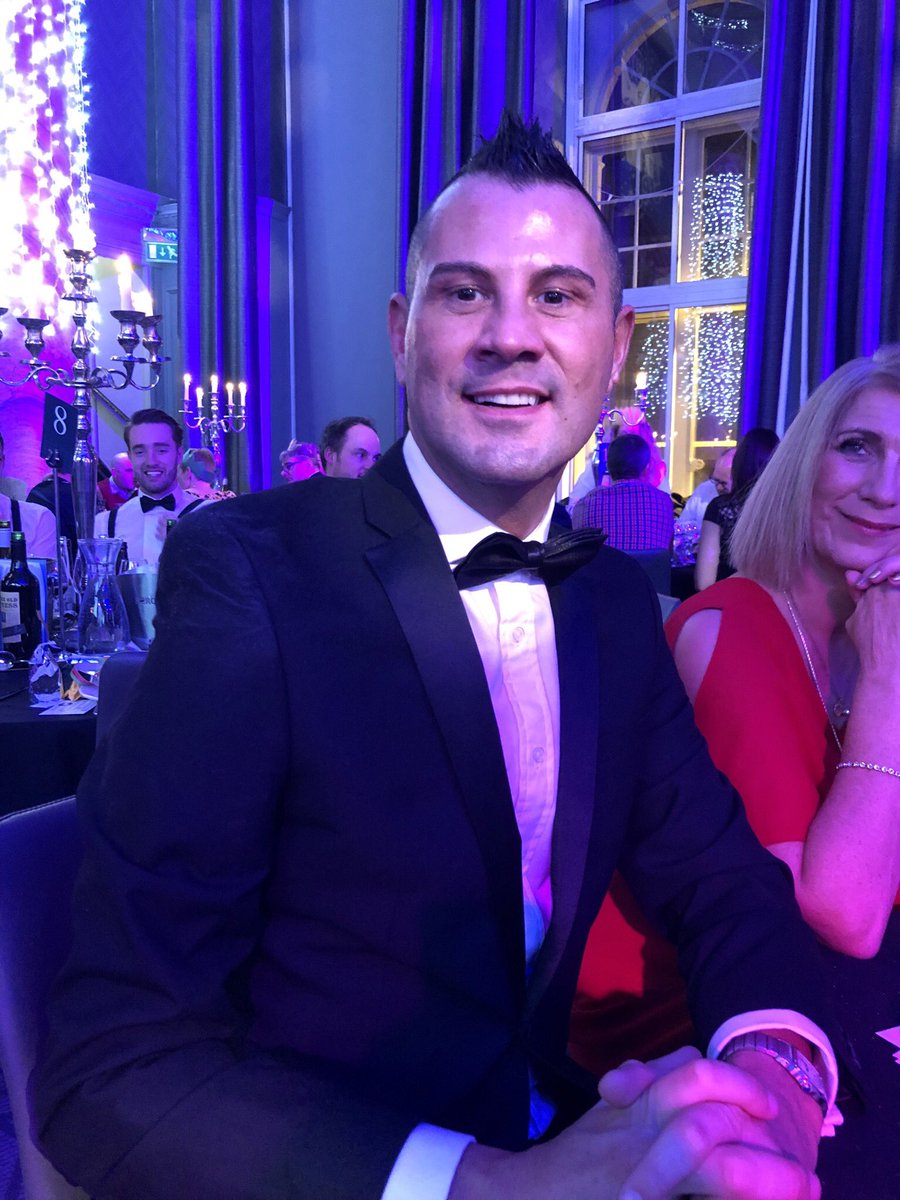 missdevine77's tweet image. I’ll have mine shaken not stirred !
#gchxmas