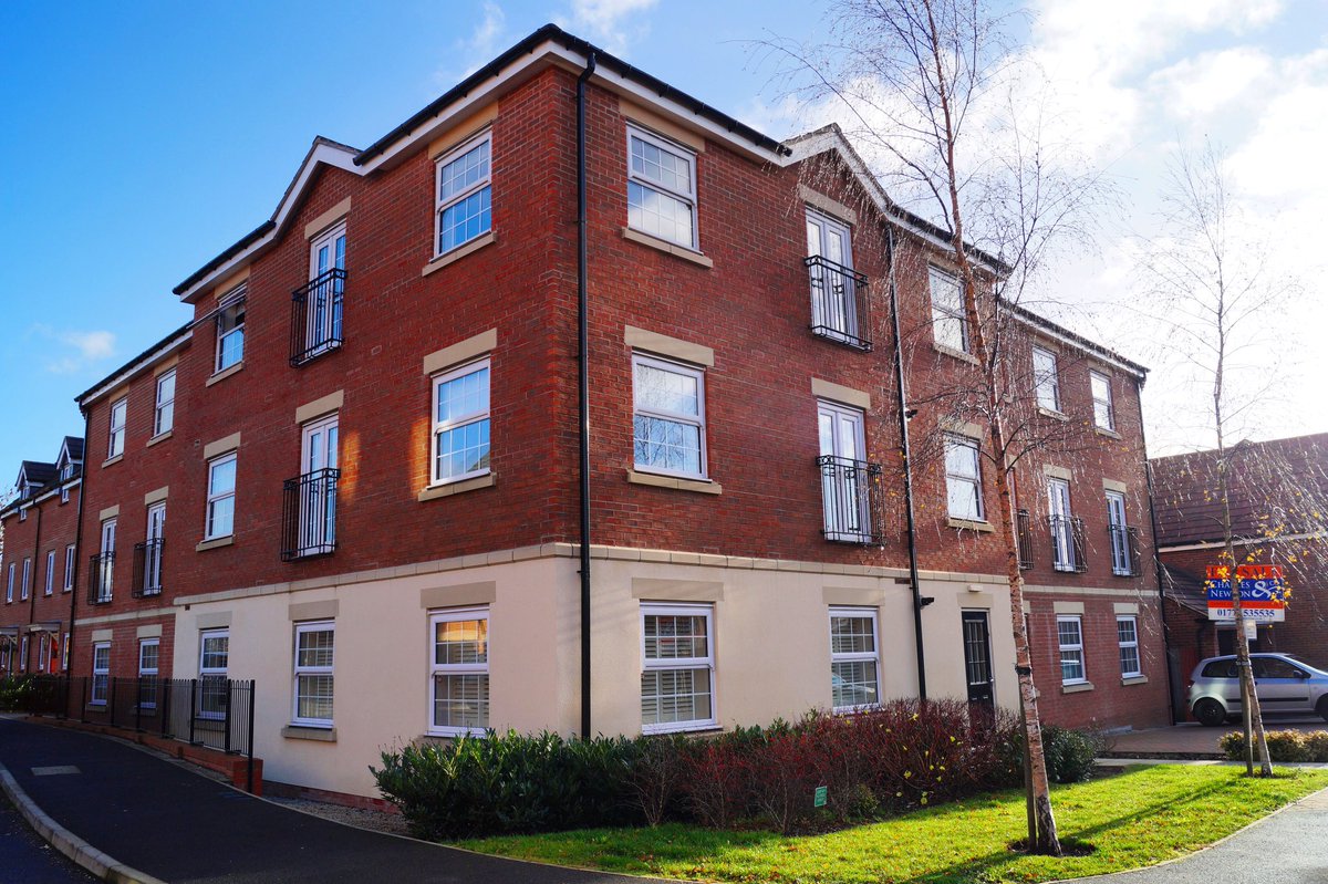 LighthouseEst's tweet image. On The Market This Week...
A Contemporary 2 Bed, 2 Bath ground floor apartment with off road parking on Primula Grove, Kirkby-In-Ashfield
O.I.R.O. £99,950

If you're looking for a Free Sales or Rental Valuation please call us on 01623 753123 #lighthouseestateagents