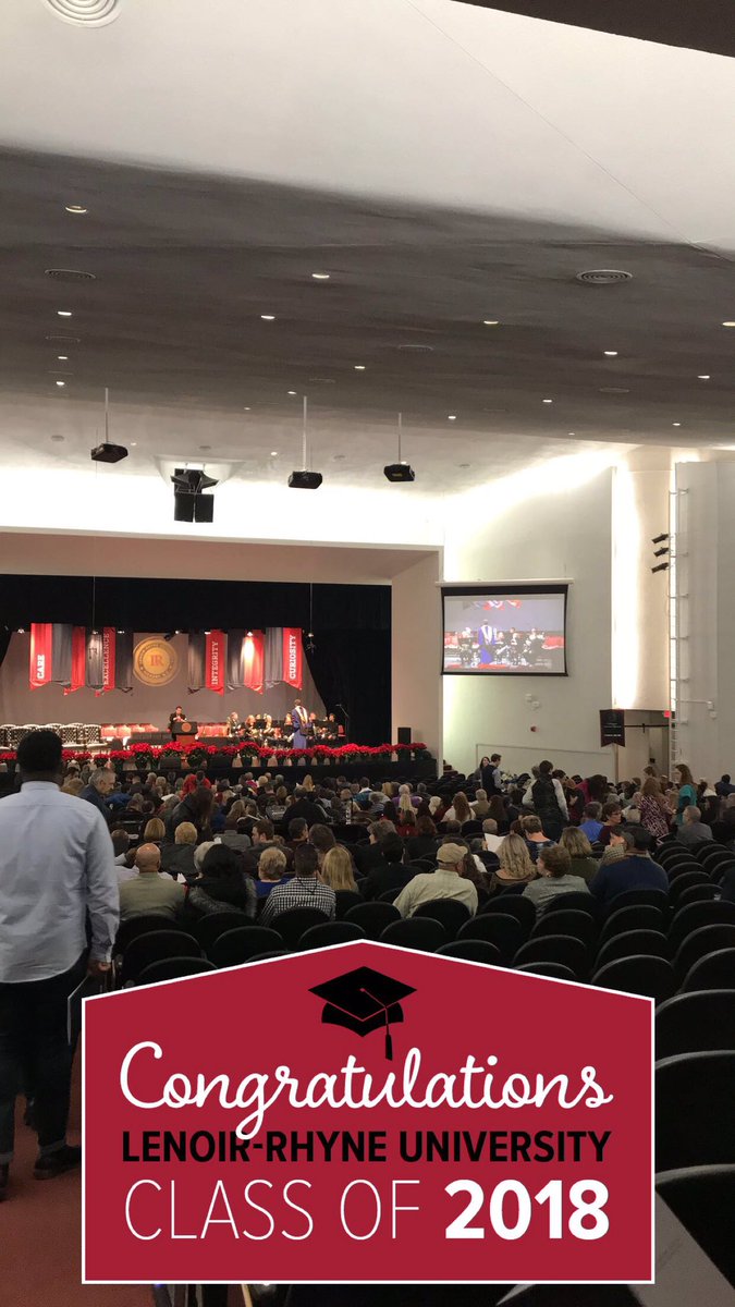 TiffanyLRU's tweet image. Be sure to use the LR Commencement filter on Snapchat tonight from 3pm-8pm!  #LRUGraduation