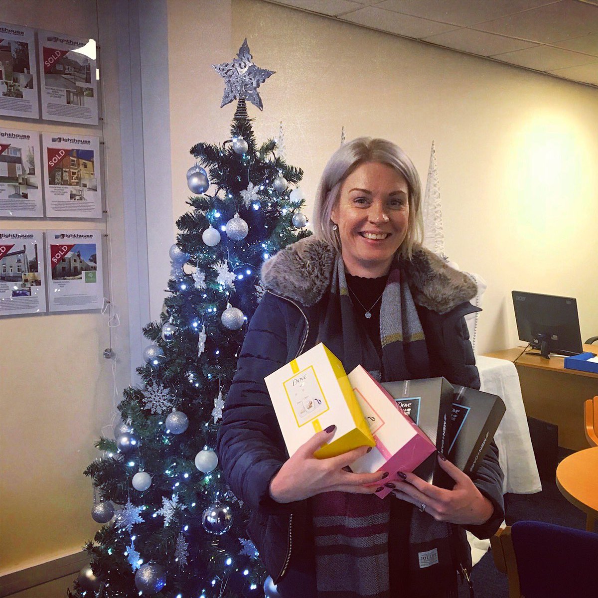 LighthouseEst's tweet image. Another Big Thank You to Claire and her family for their kind donations to our local @ChristmasKirkby Appeal
Please keep those donations coming... 

Lighthouse Estate Agents &amp;amp; Lettings
Your Established Family Run and Owned High Street Agent
#christmasappeal