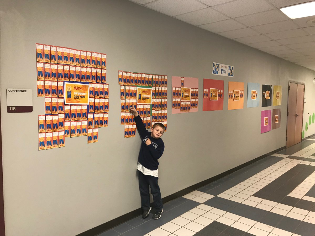 jillfunkAP's tweet image. My FIM walls had gotten too full so I made new ones....these are filling up fast too!  What a good problem to have!!  @FirstInMath @bearbranchelem #imaginenolimits #magnoliamath