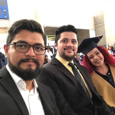 elvin_175's tweet photo. #NuevaFotoDePerfil https://t.co/0cnJue3tuZ