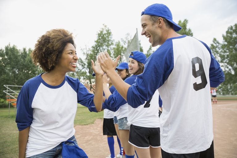 JunYang07092121's tweet photo. @EddieComeaux From the article,I found out that Ellis McKennie became an artivist to fight for the basic rights for athletes. And I learned that there are so many good people out there who wants to help us. We can find the support if we speak out loud.We are not alone. #collegeathletics https://t.co/YqCa3zksBF