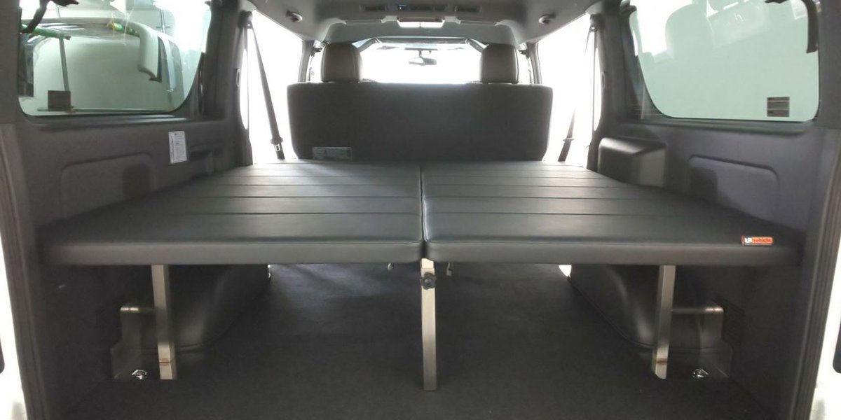 ট ইট র ハイエース専門店flexdream仙台東 Uiビークル マルチウェイフォルド ベットキット のご紹介です フルフラットでご利用いただけるのはもちろん 5段階の高さ調節が可能ですので 車中泊 しながらでも多くの荷物が積めます 左右独立で跳ね上げが可能