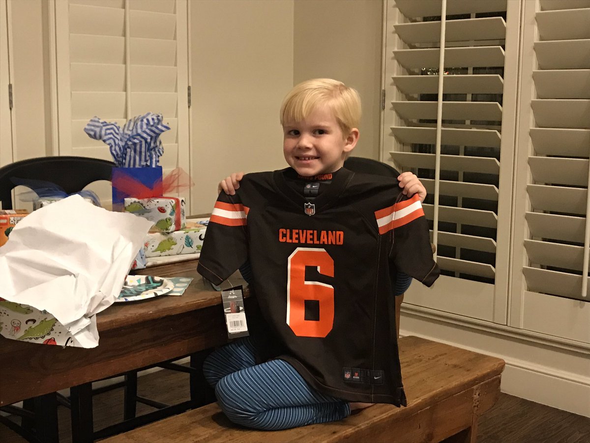 Braden Gaines (@bradengaines) on Twitter photo #DawgPound just got a new member here in Oklahoma. #Boomer #Brooks #7yearsold <a href="/bakermayfield/">Baker Mayfield</a> #DawgPound just got a new member here in Oklahoma. #Boomer #Brooks #7yearsold <a href="/bakermayfield/">Baker Mayfield</a>
