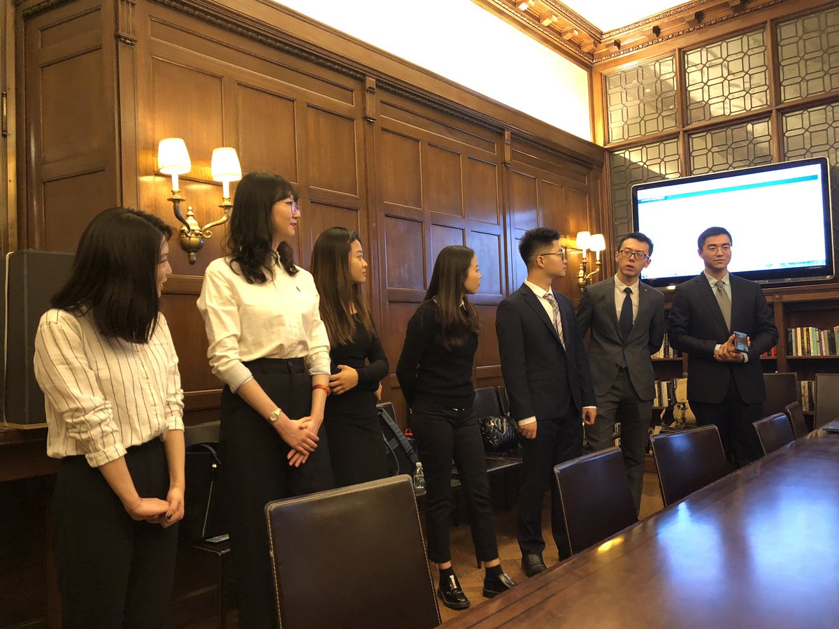 dayhyi's tweet photo. Our @CU_SPS_ApAn capstone team delivered an outstanding presentation to @nypl on the impact of online user reviews to library visits and customer satisfaction. #SentimentAnalysis #NLP #ShinyApp https://t.co/V41j8zjUTg
